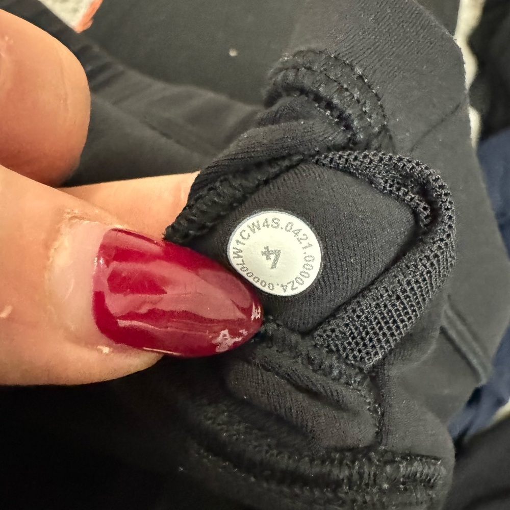 Lululemon Crop Top - Picture 3 of 3